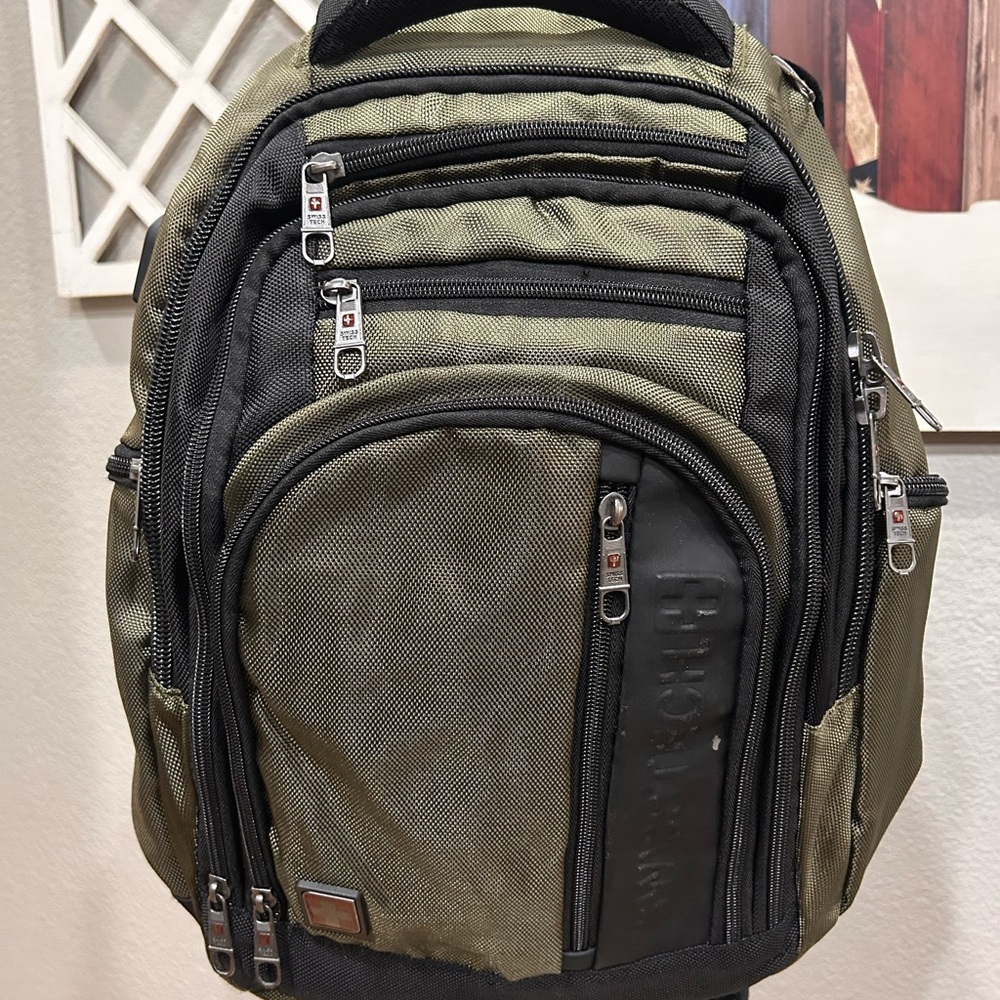 Swiss Tech Olive and Black Backpack